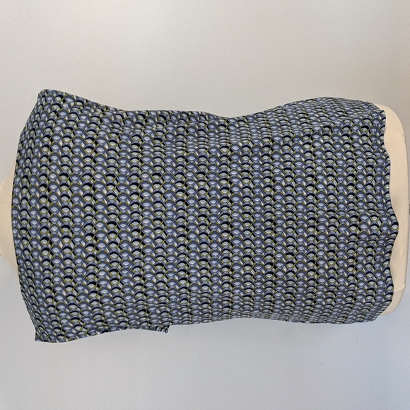 Geometric print drape neck blouse - Picture 4 of 5